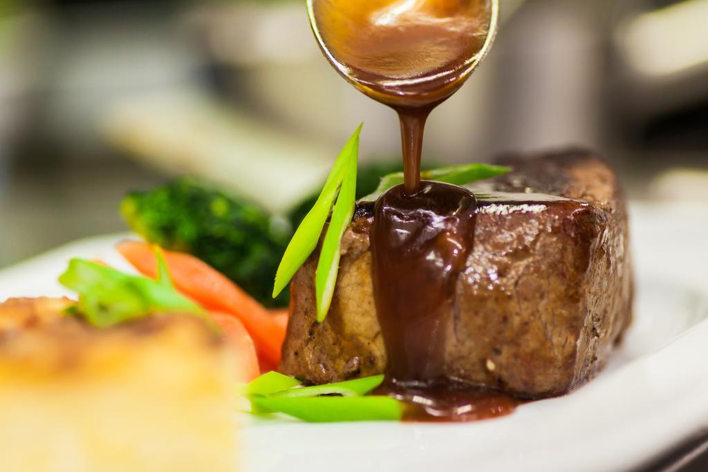 Hotel Restaurant Jaegerhof Weisendorf ภายนอก รูปภาพ
